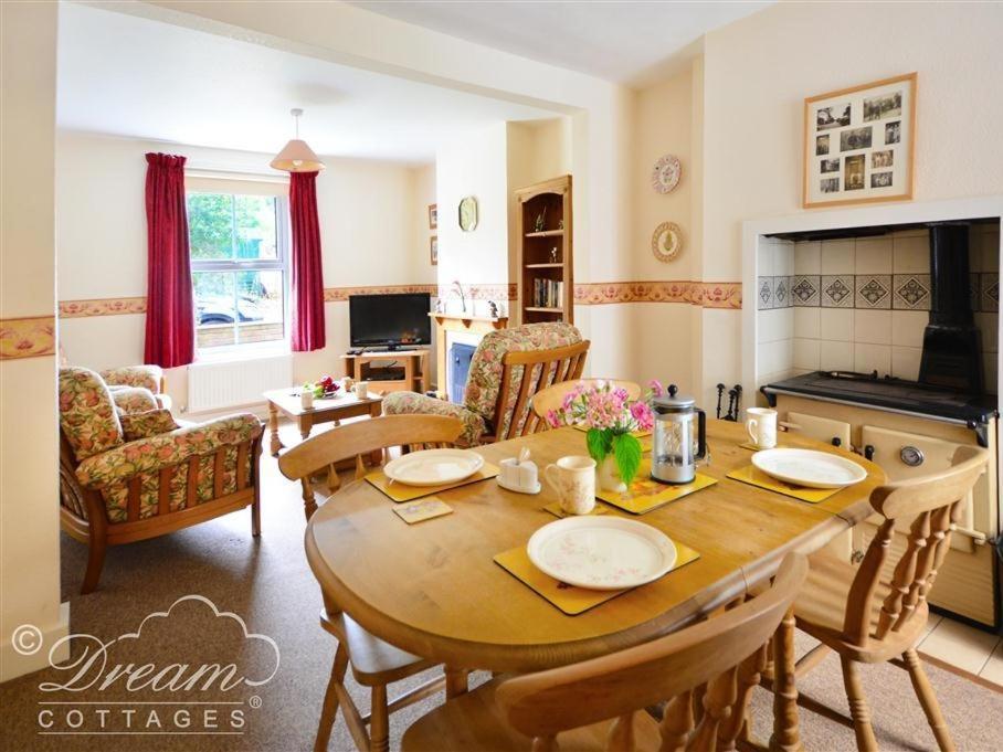 Brickyard Cottage Moreton  Zewnętrze zdjęcie